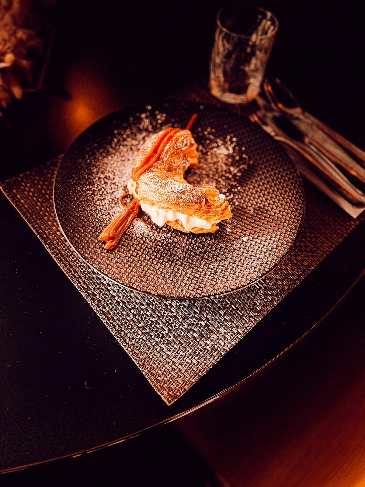 Dessert préparé au restaurant Côté Saveurs